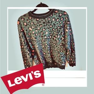 Levi’s olive & salmon leopard print knit sweater